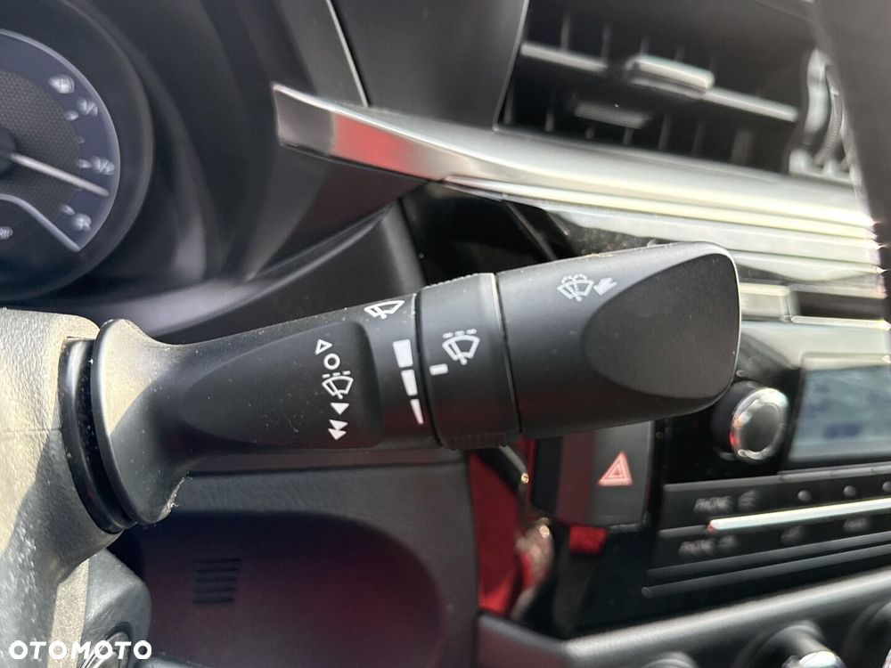 Toyota Corolla 1.33 Active EU6 - 19