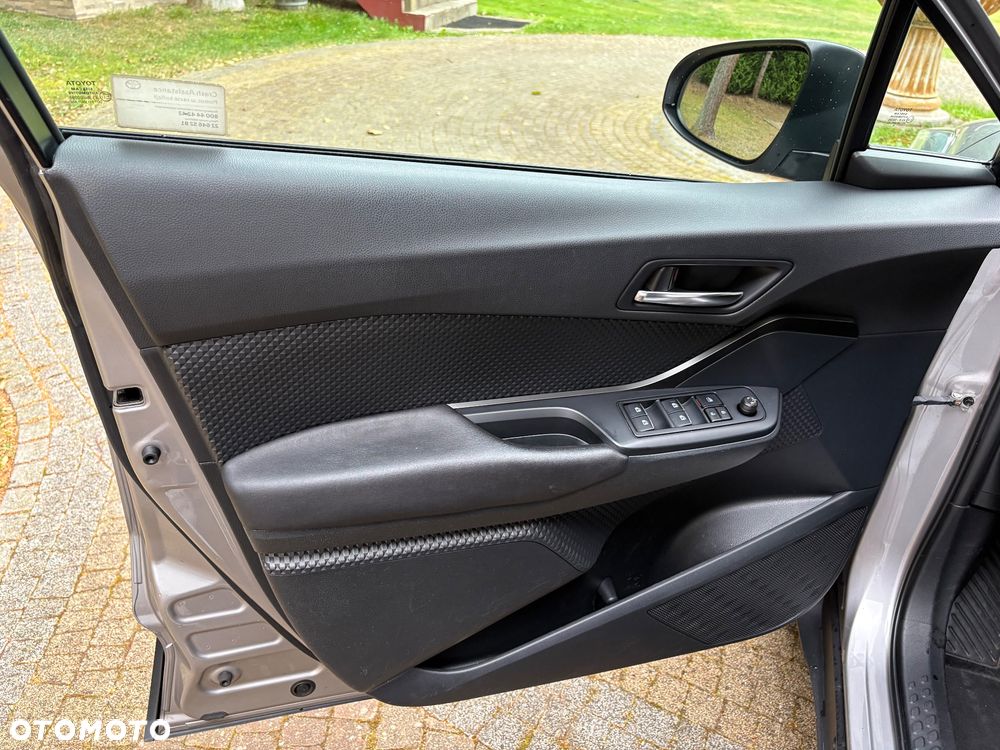 Toyota C-HR 1.2 T Dynamic - 13