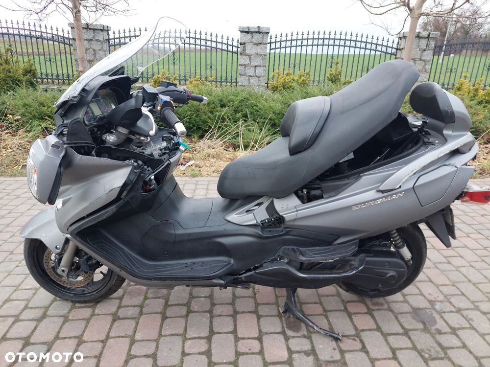 Suzuki Burgman - 3