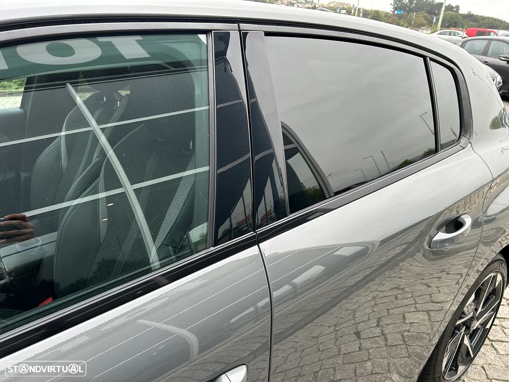 Peugeot 308 1.2 PureTech Allure Pack - 16