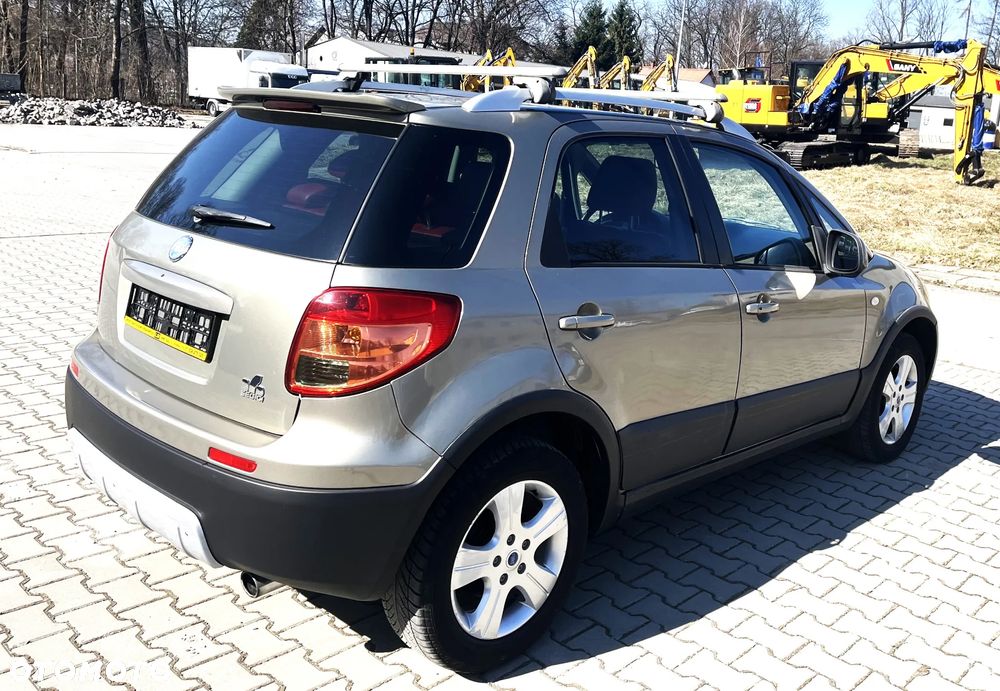 Fiat Sedici 1.9 Multijet 4x4 Dynamic - 1