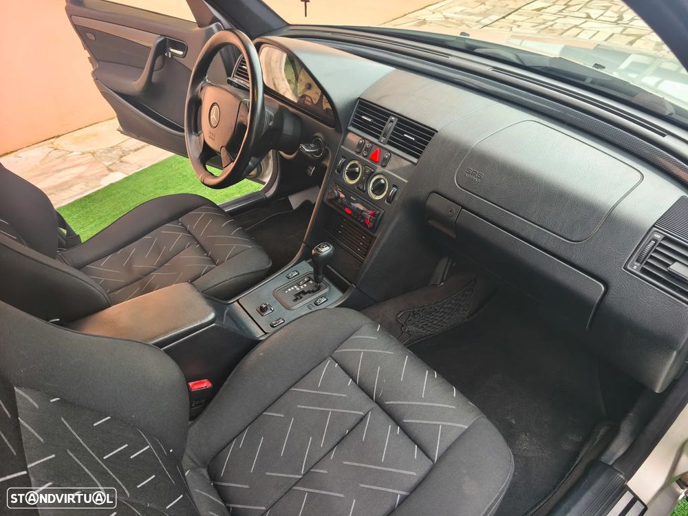 Mercedes-Benz C 220 CDI Sport - 22