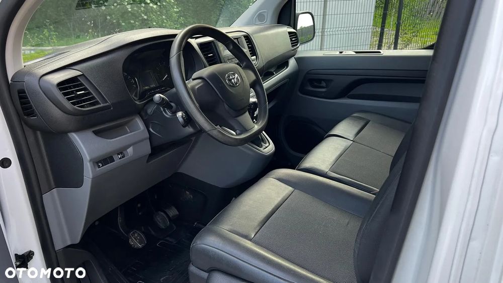 Toyota Proace - 10