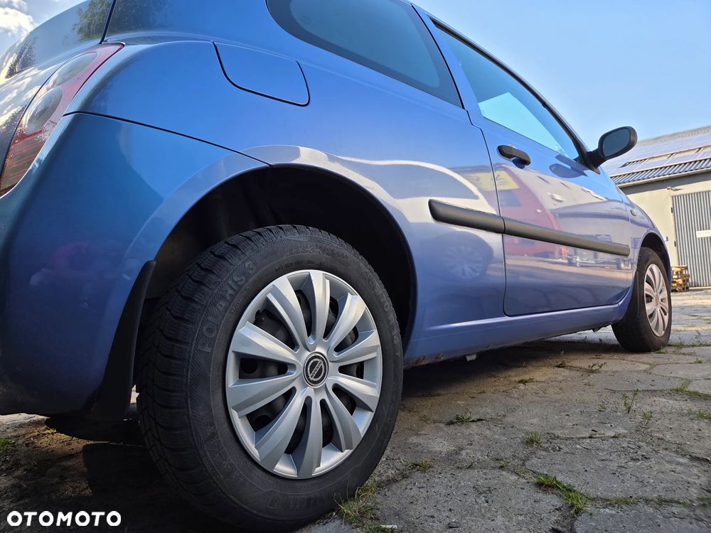 Nissan Micra 1.2 Visia + - 11