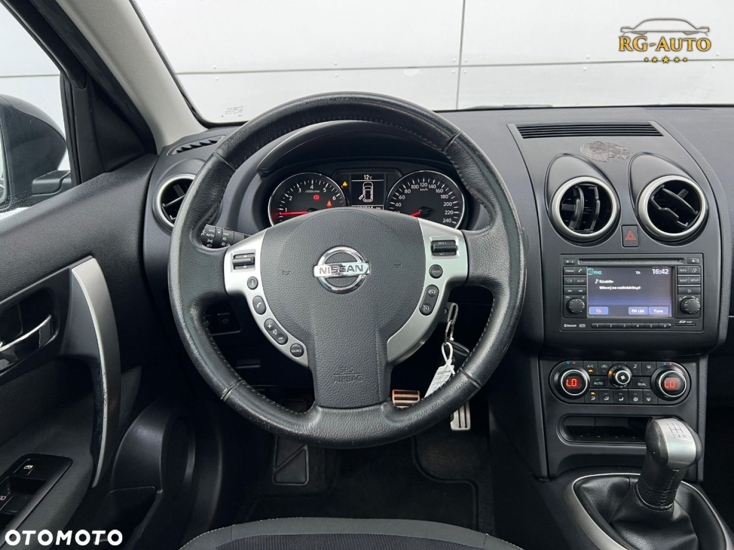Nissan Qashqai - 32