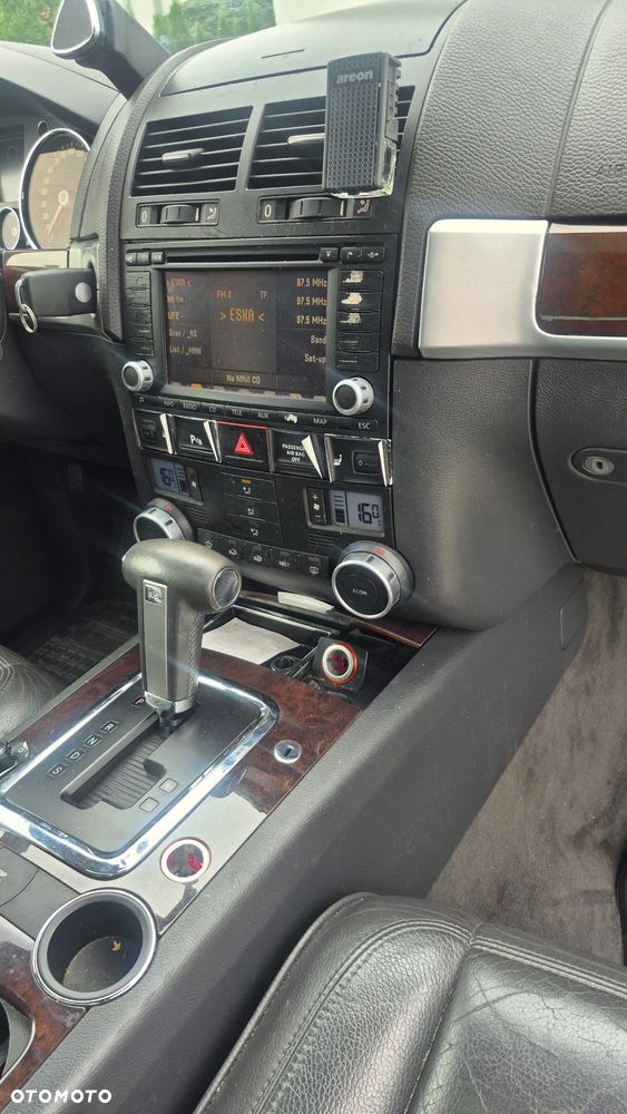 Volkswagen Touareg 2.5 R5 TDI Tiptr - 20