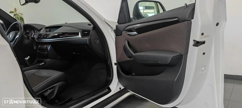 BMW X1 18 d sDrive Line Sport - 23