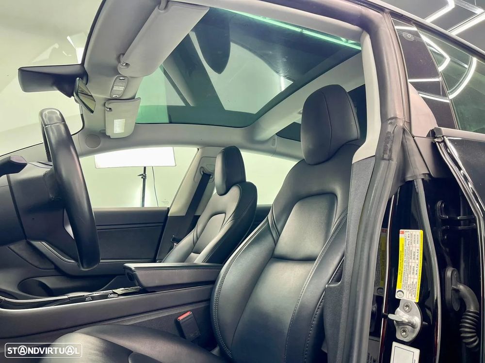 Tesla Model 3 Standard RWD Plus - 17