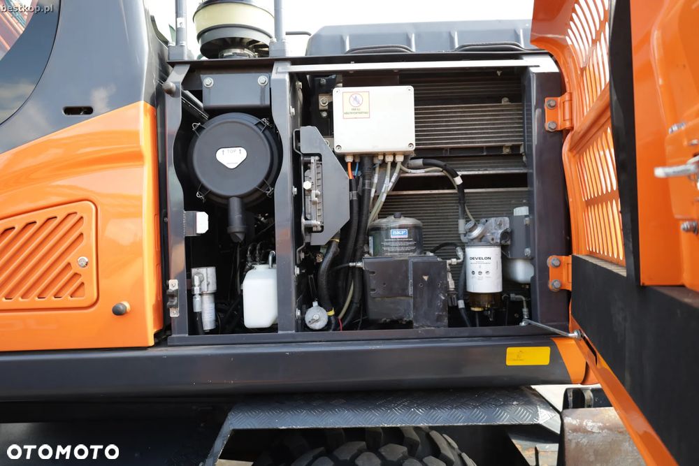 Doosan DX170W-5 - 40