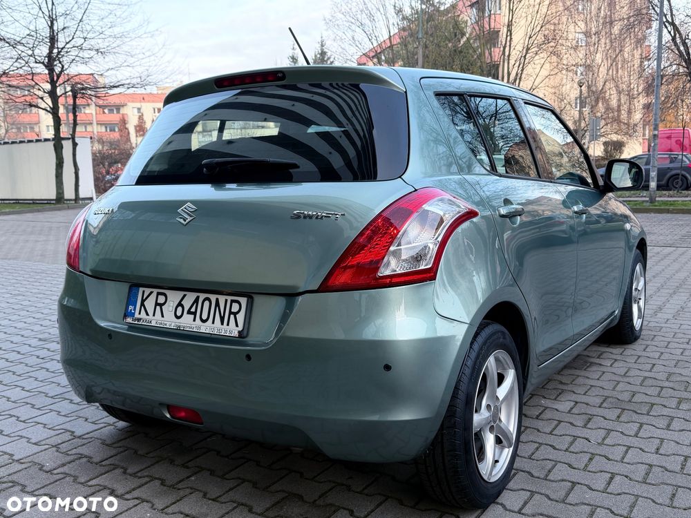 Suzuki Swift 1.2 Premium - 3