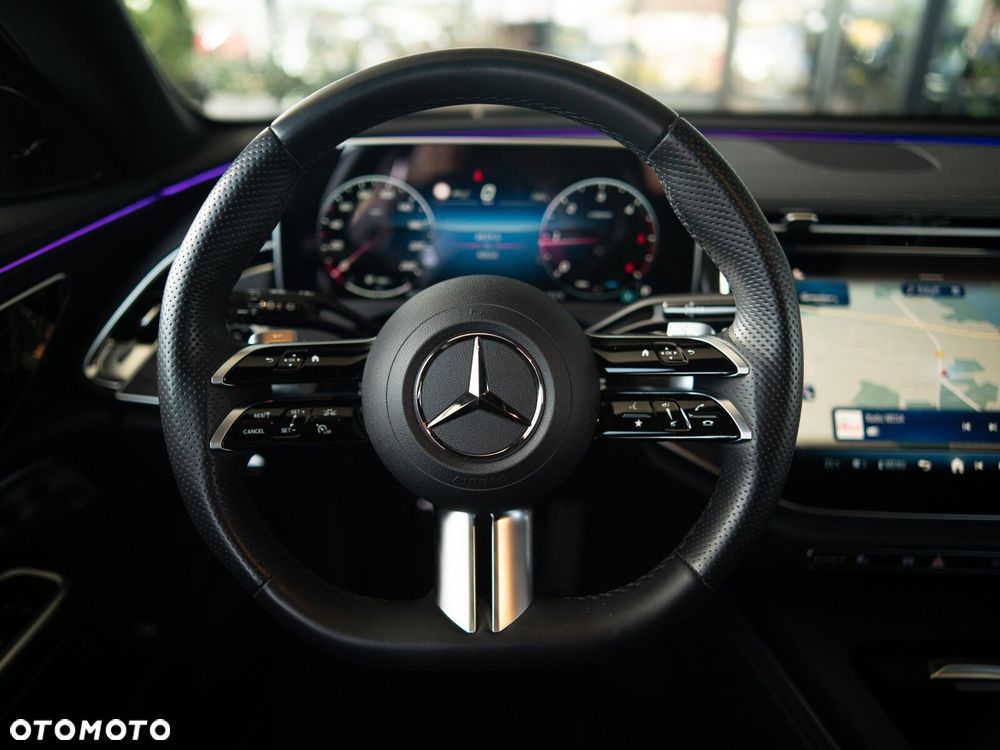 Mercedes-Benz Klasa E - 12