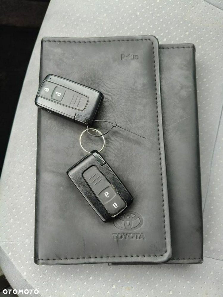 Toyota Prius - 14
