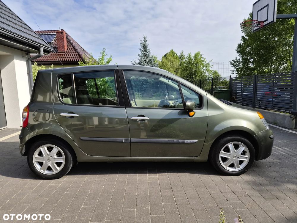 Renault Modus - 33