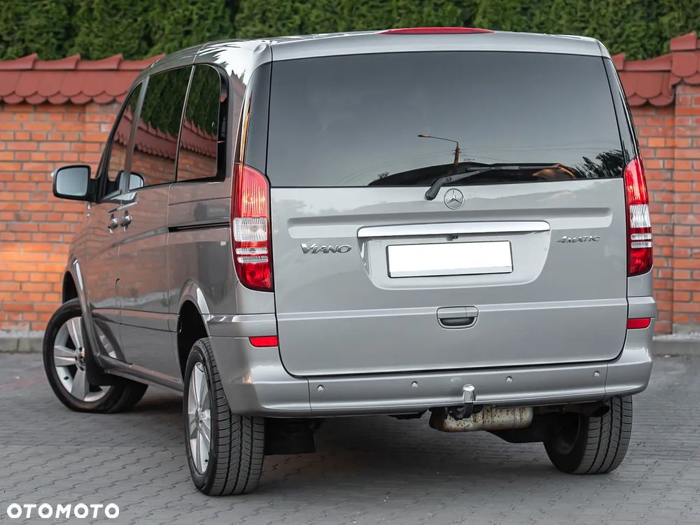 Mercedes-Benz Viano - 4