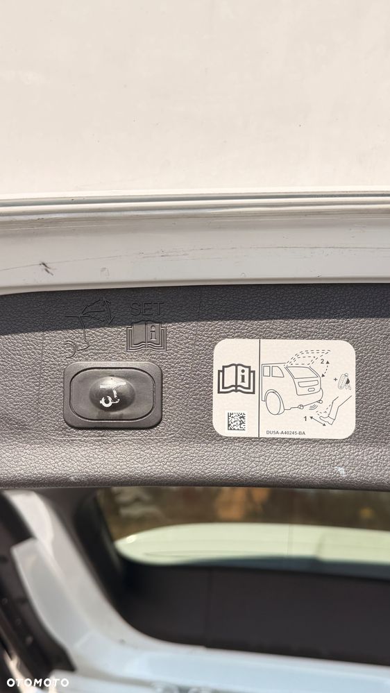 Ford Kuga 2.0 EcoBoost AWD ST-Line ASS - 29