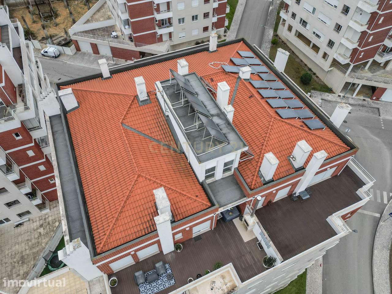 Apartamento T3 n com varandas e Churrasqueira - Grande imagem: 3/33