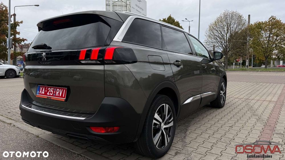 Peugeot 5008 - 9