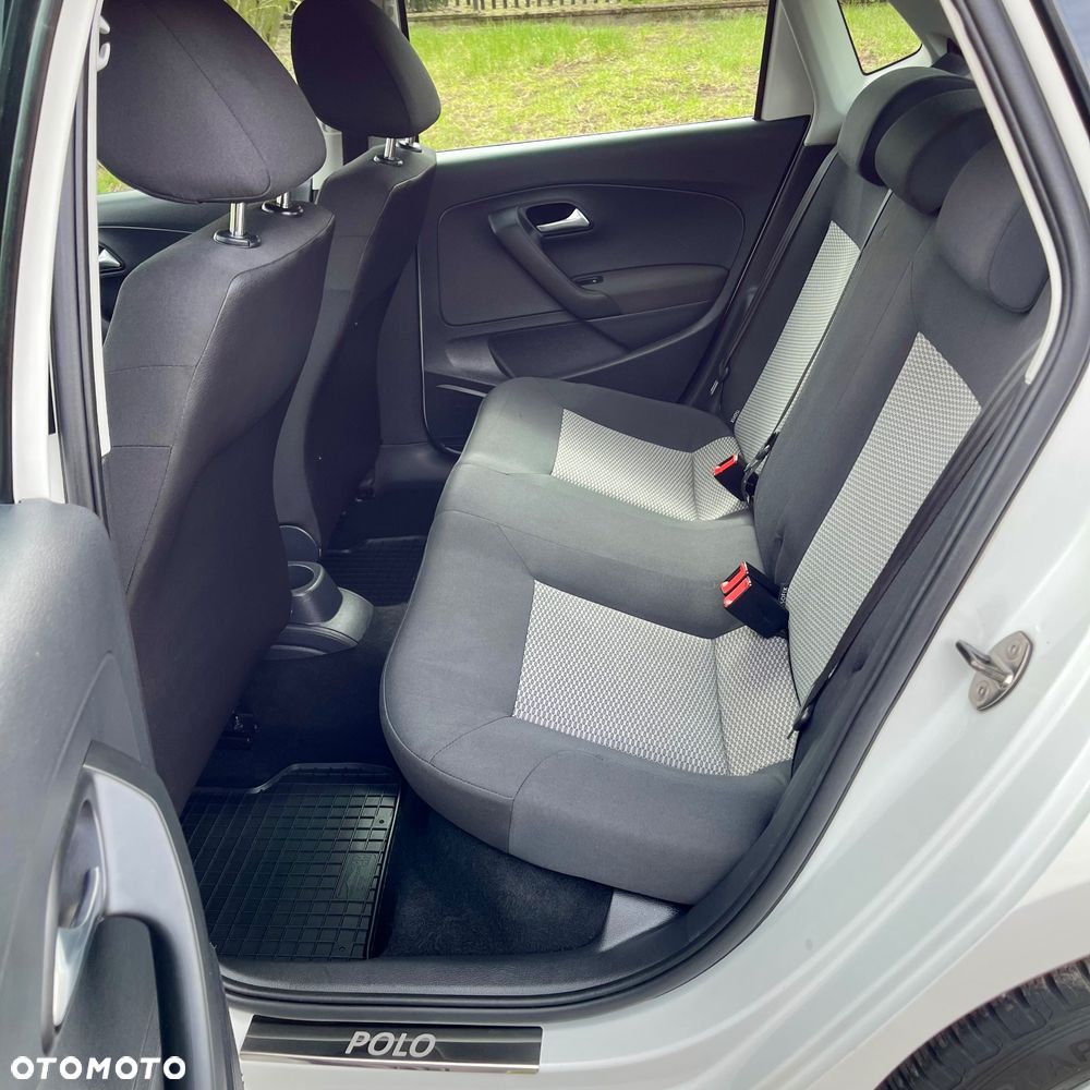 Volkswagen Polo 1.4 Highline - 17
