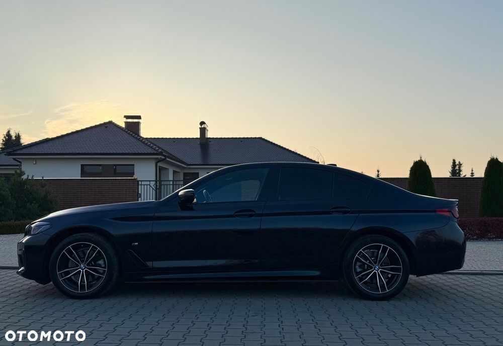 BMW Seria 5 520d xDrive M Sport sport - 18