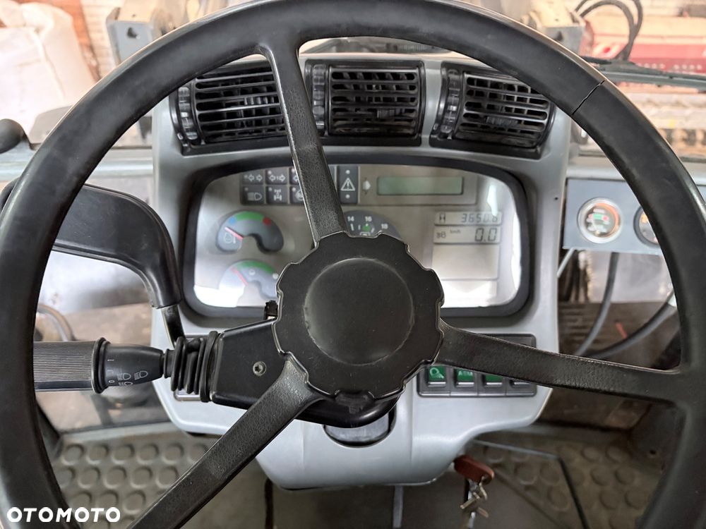 Deutz-Fahr Agrotron - 11