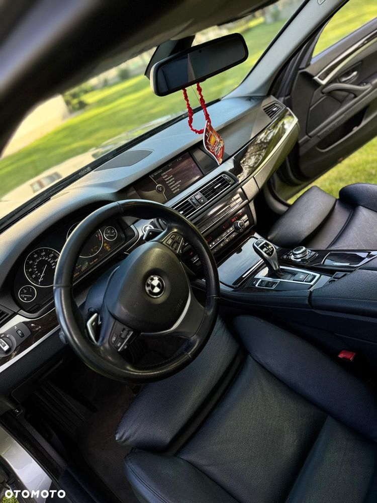 BMW Seria 5 535i - 13