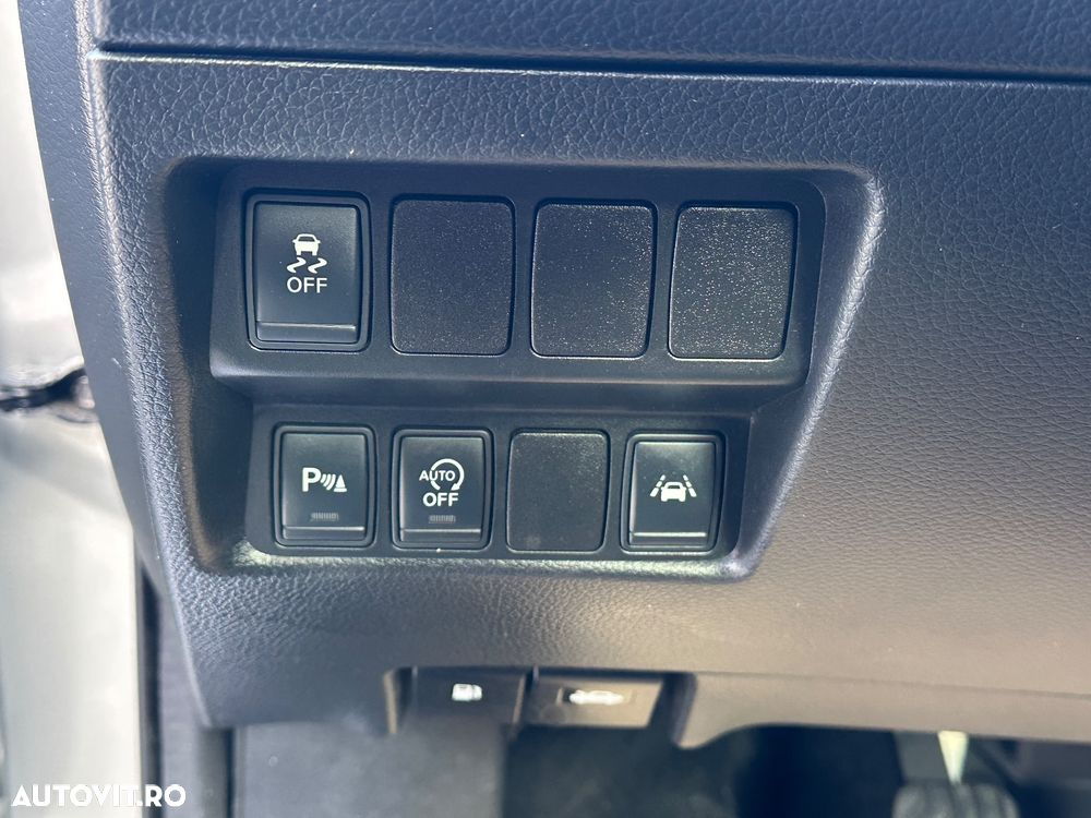 Nissan Qashqai 1.6 DCI TEKNA - 18