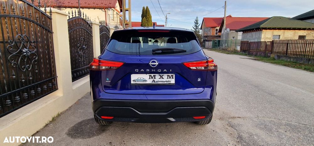 Nissan Qashqai 1.3 l MHEV X-Tronic N-Connecta - 32