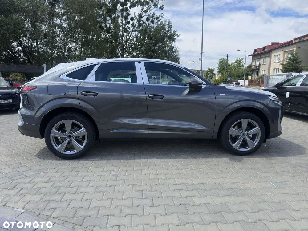 Audi Q3 Sportback - 7