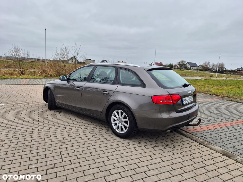 Audi A4 Avant 2.0 TDI e DPF Ambiente - 13
