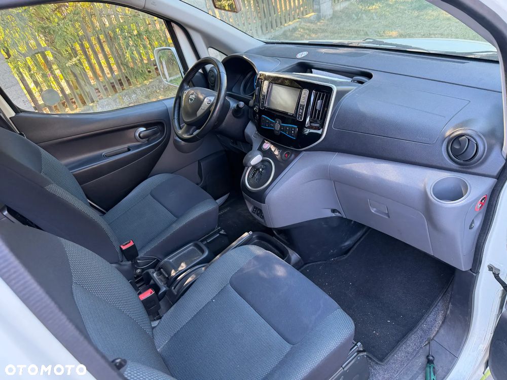 Nissan NV200 Evalia (mit Batterie) Tekna - 11
