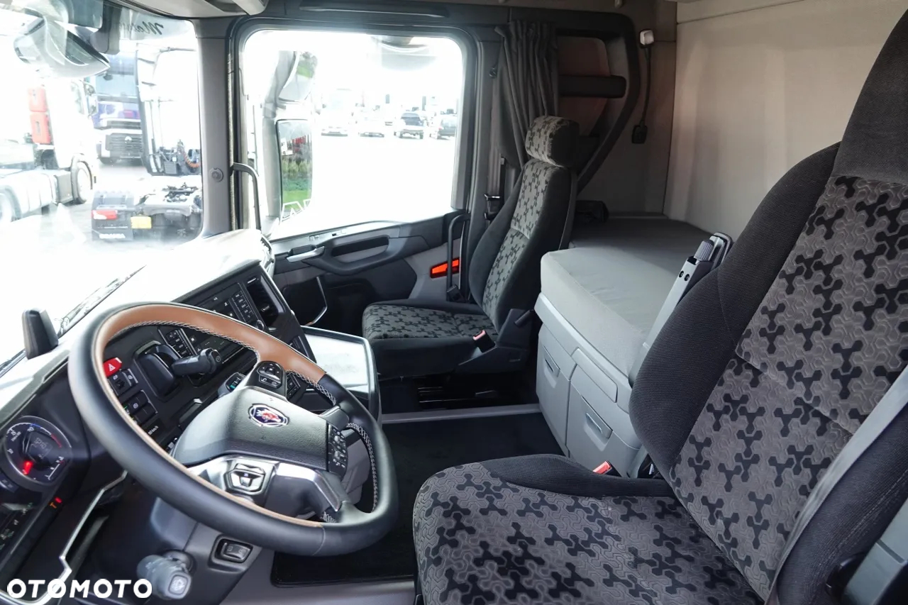 Scania R 450 / RETARDER / PRZÓD NA PODUSZKACH / HYDRAULIKA / SPROWADZONA / PO KONTRAKCIE SERWISOWYM - 25
