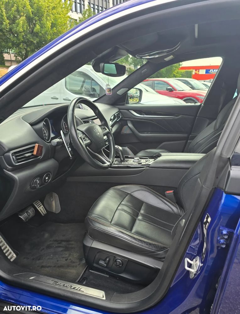 Maserati Levante - 11