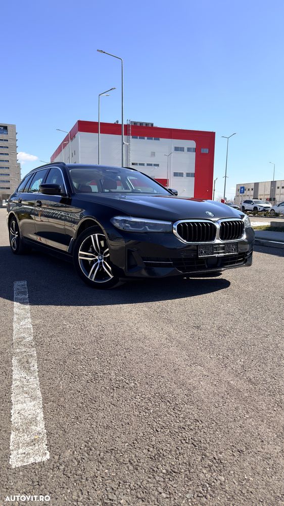 BMW Seria 5 530e xDrive Aut. - 1