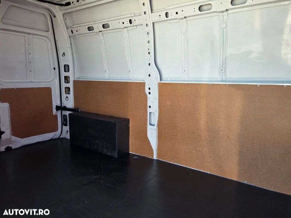 Renault Master L2H2 - 15