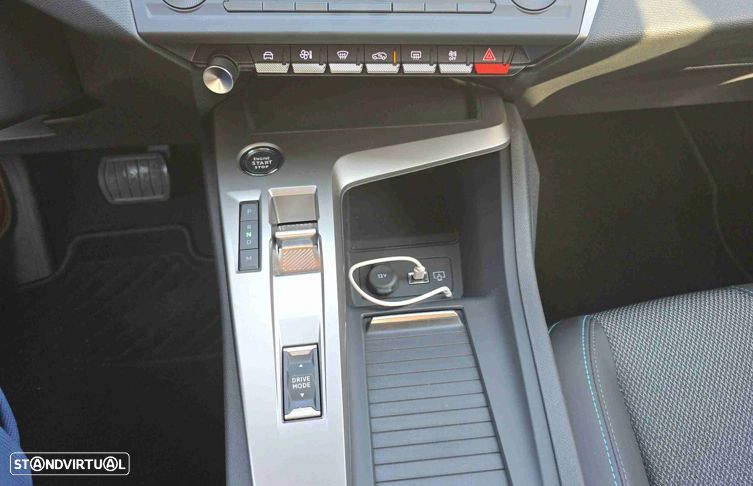 Peugeot 308 SW 1.5 BlueHDi Allure Pack EAT8 - 13