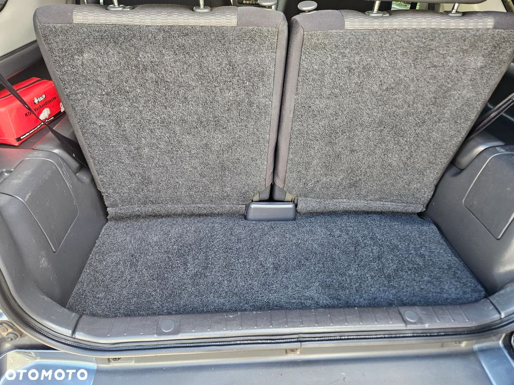 Suzuki Jimny 1.5 DDiS Comfort - 28