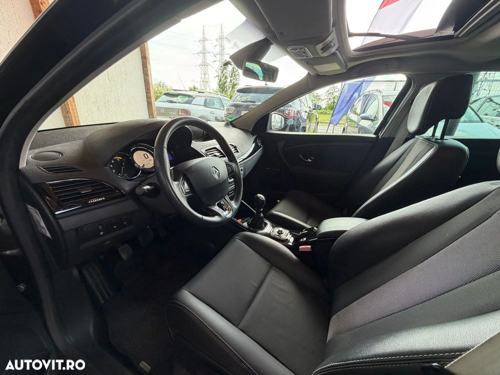 Renault Megane ENERGY dCi 110 Start & Stop Bose Edition - 16