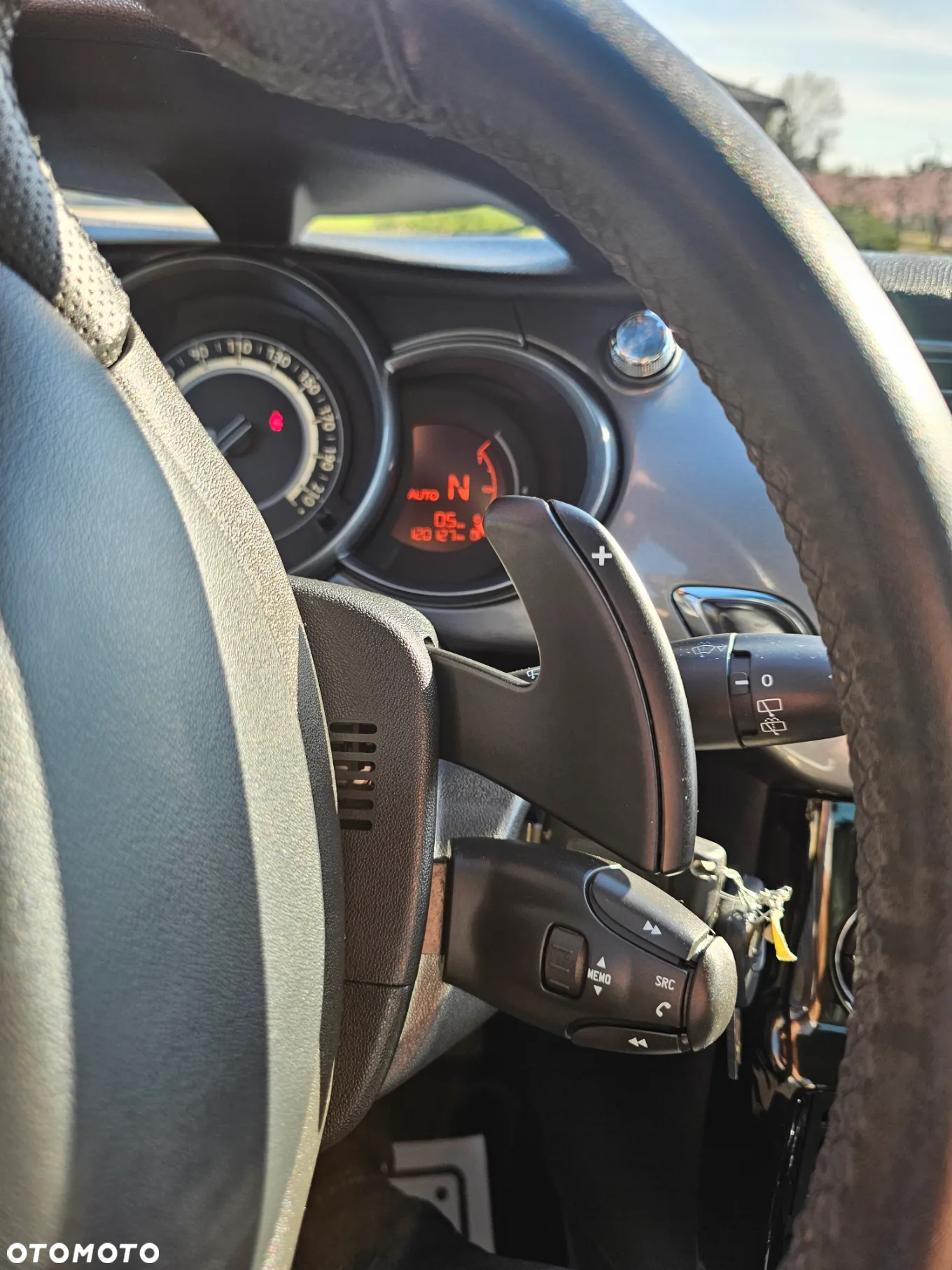 Citroën C3 e-HDi 90 FAP EGS6 Exclusive - 20