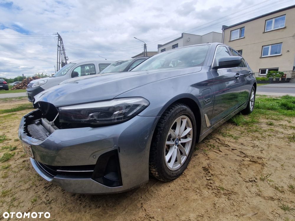 BMW Seria 5 530e iPerformance GPF - 8