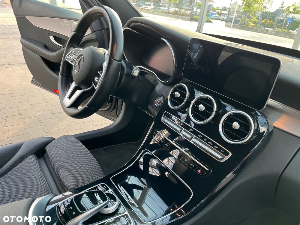 Mercedes-Benz Klasa C 300 de 9G-TRONIC Avantgarde - 38
