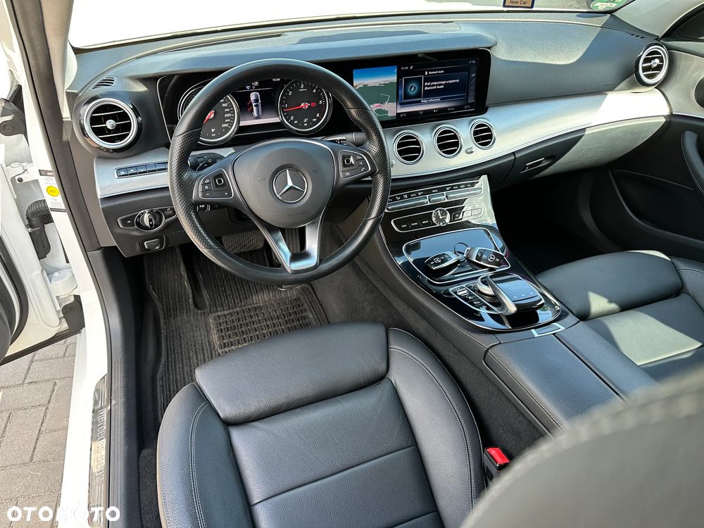 Mercedes-Benz Klasa E - 7