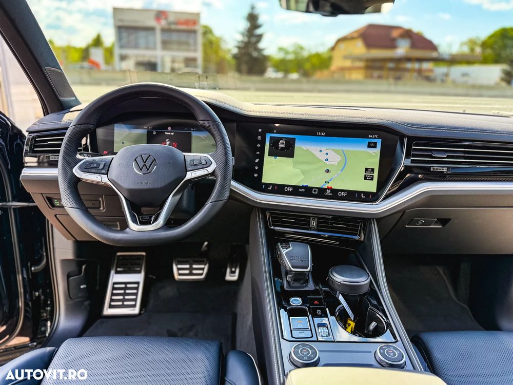 Volkswagen Touareg V6 TDI 4MOTION R-Line - 13