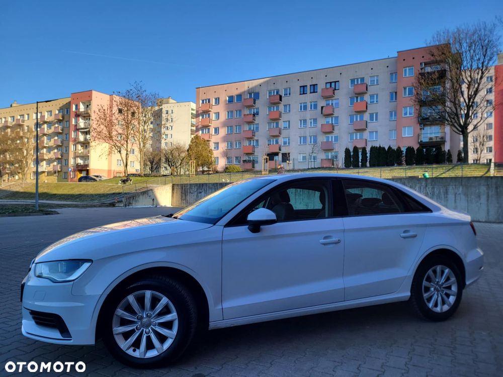 Audi A3 Limousine 2.0 TDI S tronic Ambiente - 16