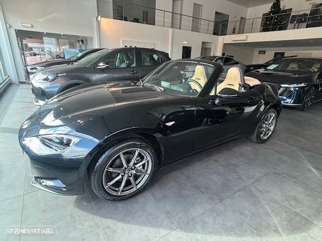 Mazda MX-5 1.5 Sky-G Kazari - 2