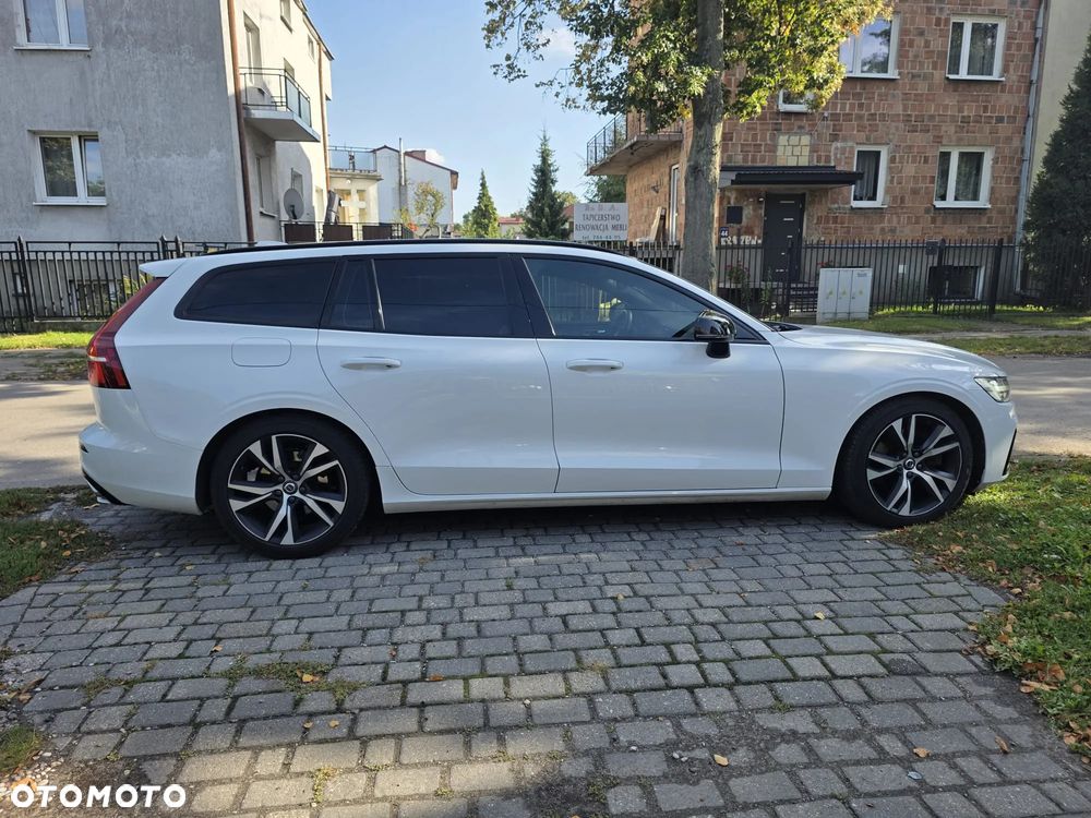 Volvo V60 B4 D R-Design - 6