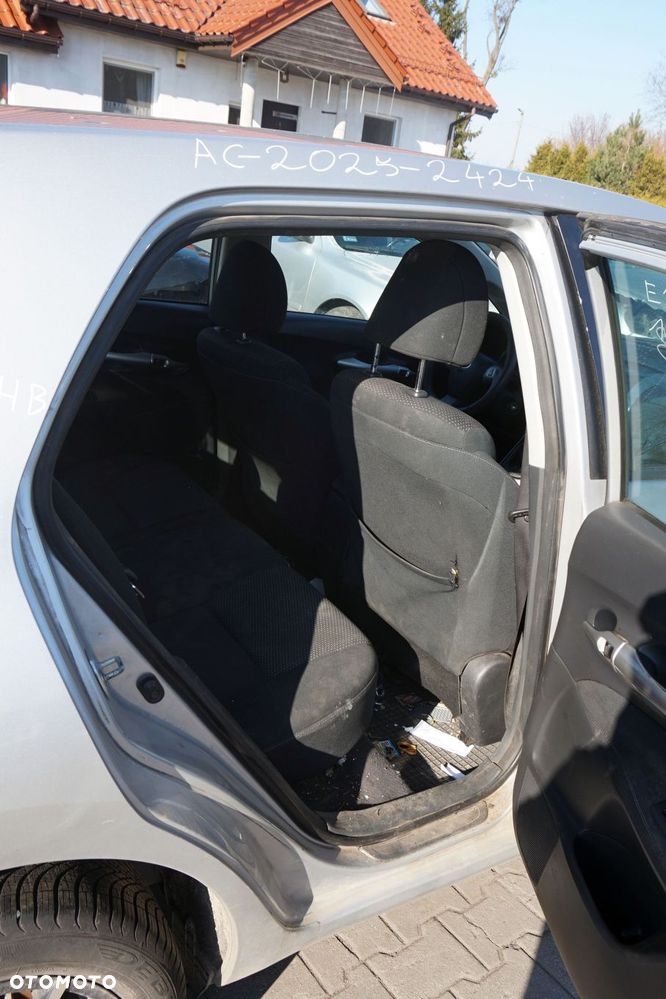 TOYOTA AURIS E15 I LIFT 5D HB 2012 1F7 1.6 16V 1ZR-FAE 132KM EC60 SREBRNY na części - 13
