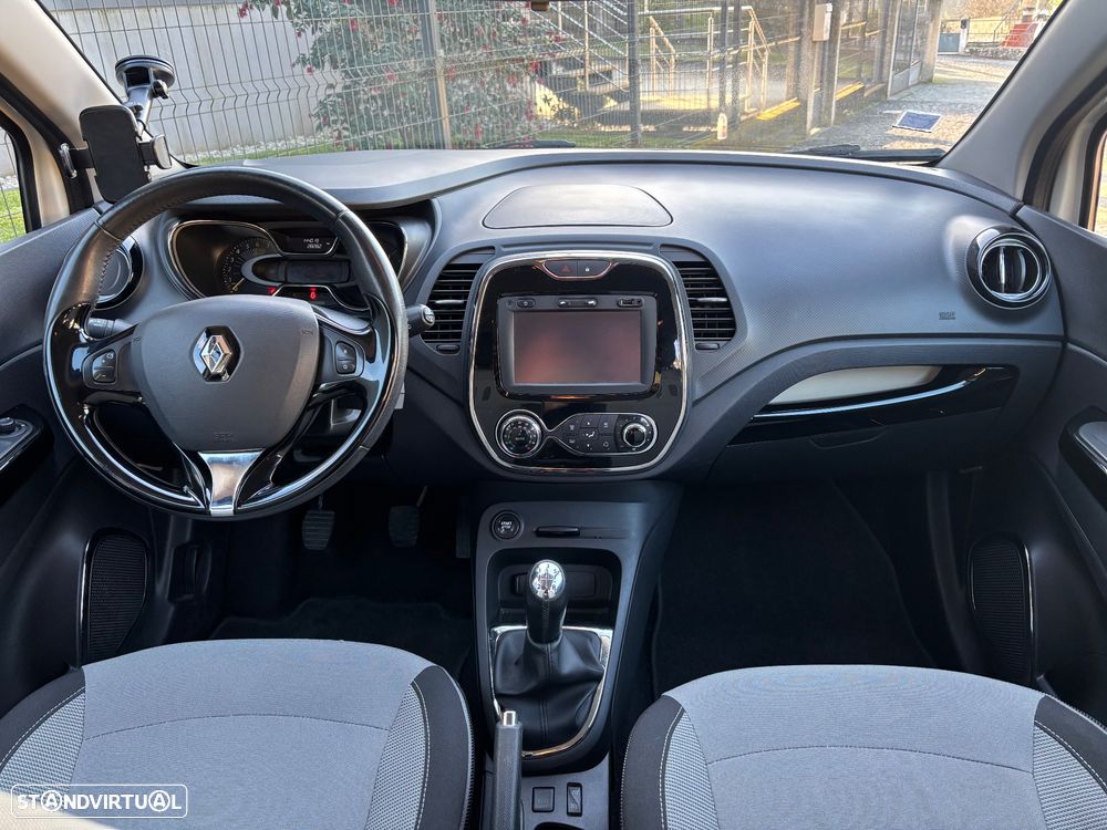 Renault Captur 0.9 TCE Exclusive - 3