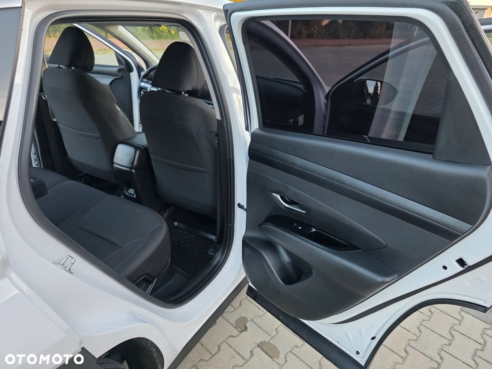 Hyundai Tucson 1.6 T-GDi HEV 2WD Select - 17