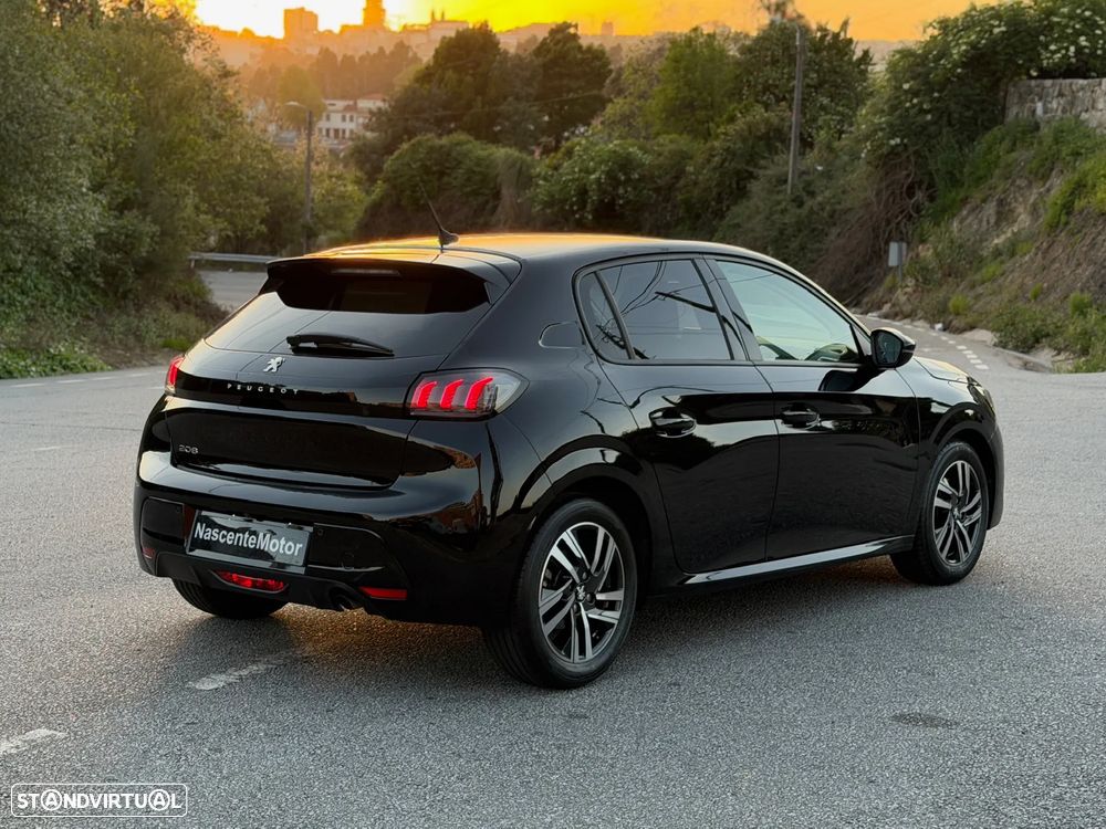 Peugeot 208 1.2 PureTech Allure Pack - 16