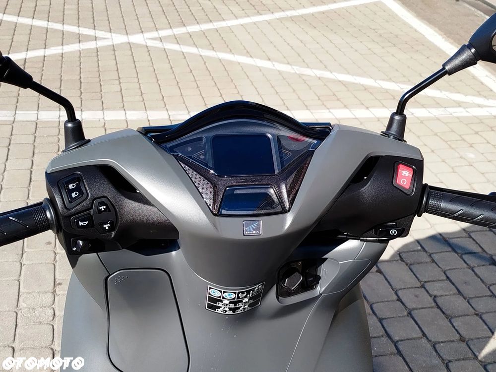 Honda SH - 4